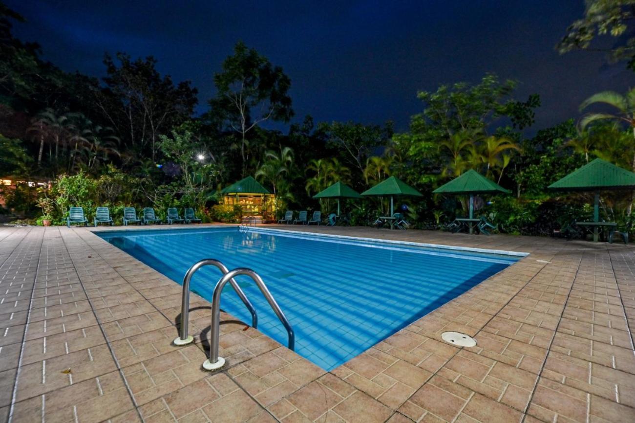 Lands In Love Hotel And Resort Colonia Palmarena Luaran gambar
