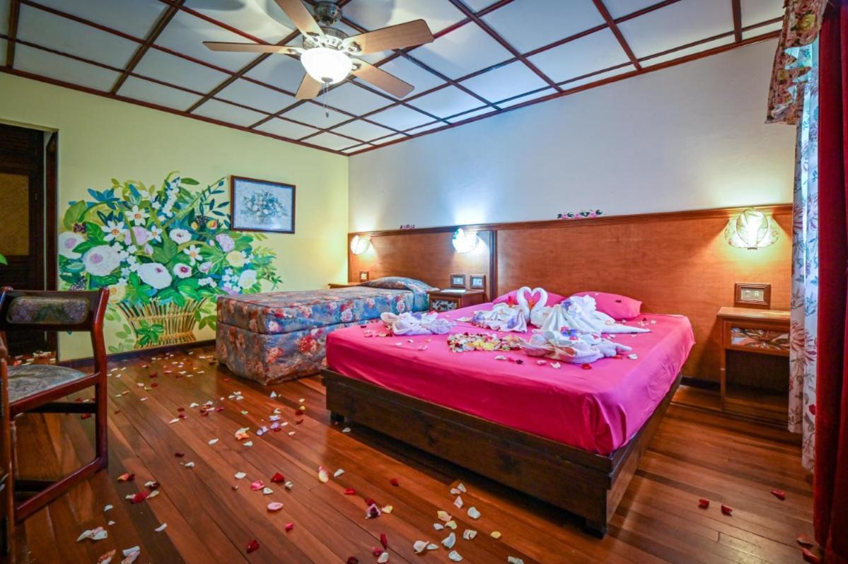 Lands In Love Hotel And Resort Colonia Palmarena Luaran gambar